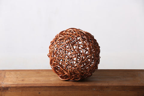 Sukkee - Vine Round Lamp