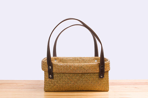 Woven Seagrass square basket with lid