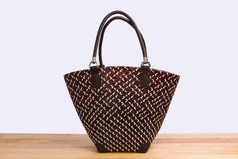 Woven Seagrass square basket with lid