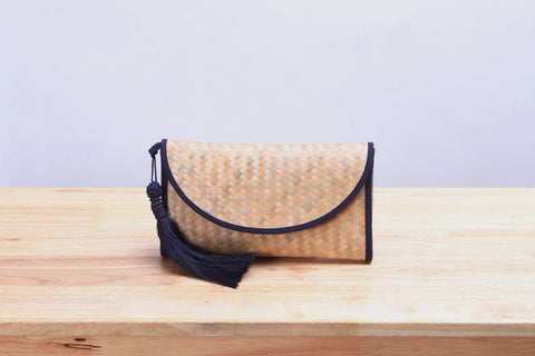 Nattira - Clutch Bag With Tassel (Navy)